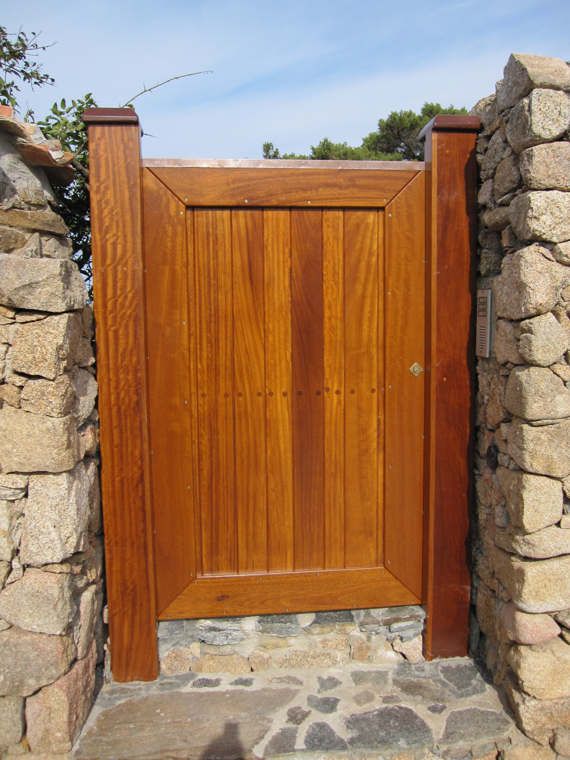 Cancelli in legno Arzachena Olbia Porto Cervo Santa Teresa