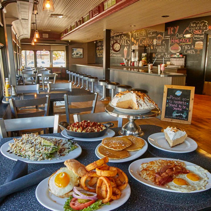 The Crossroads Dinor is a staple here in Edinboro, PA! Live music