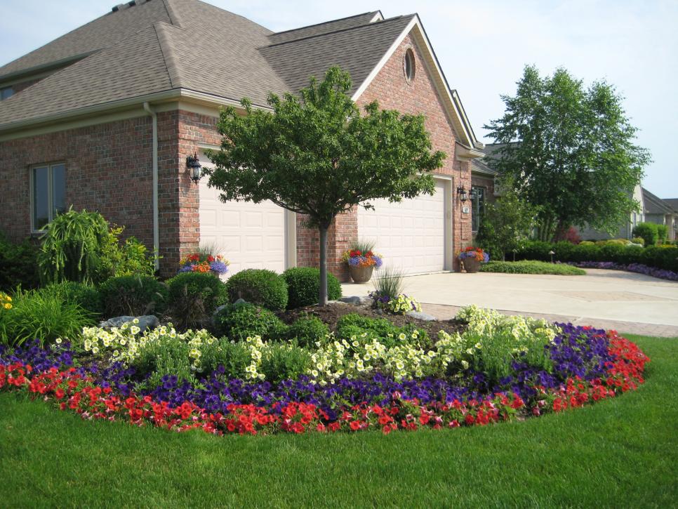 Planting Trees, Plants, Flowers in Barrington, IL American Landscape