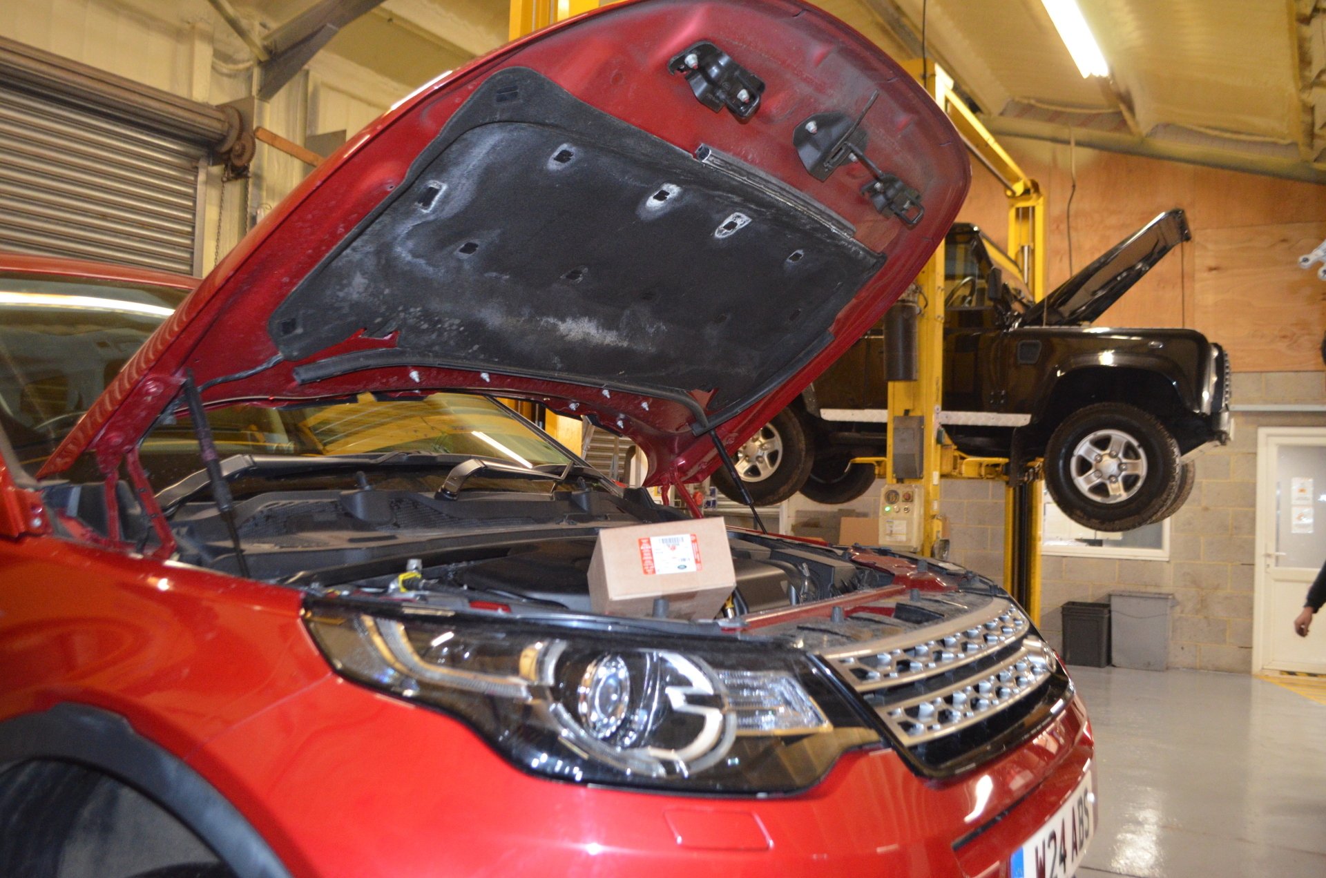Land Rover Specialists Leicester Servicing, MOTs, Parts & Repairs