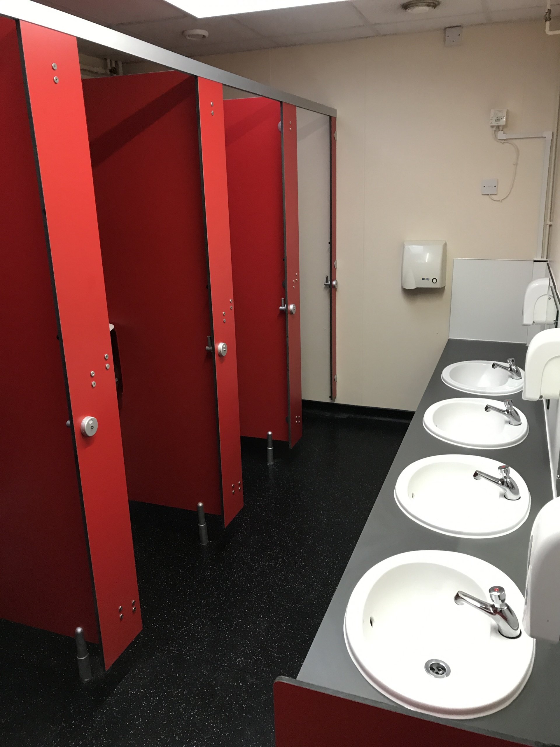 School toilet cubicle makers in Northampton