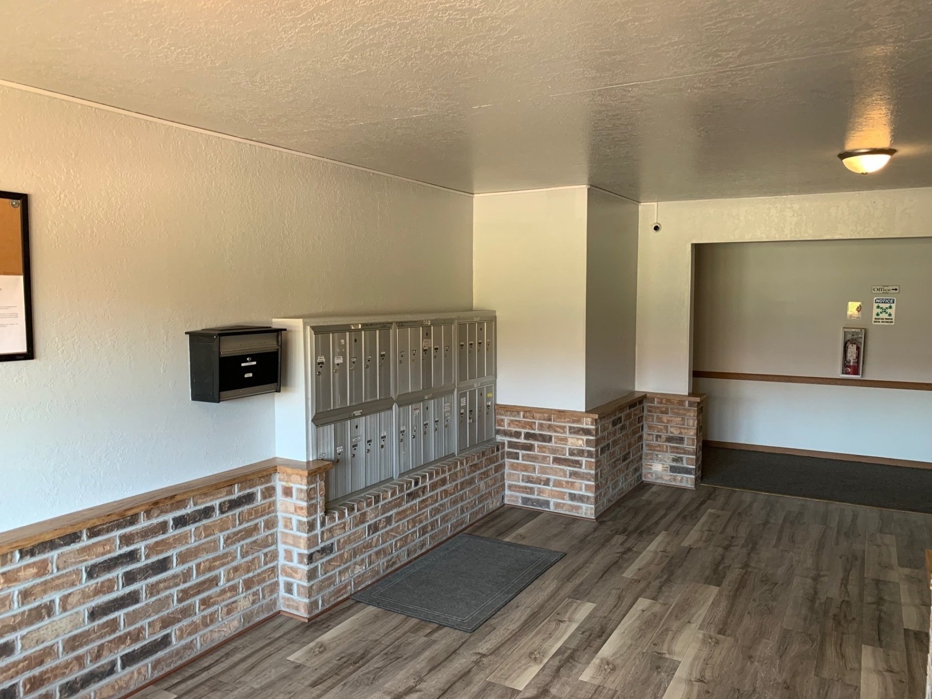 Woodview Apartments Milwaukee, WI