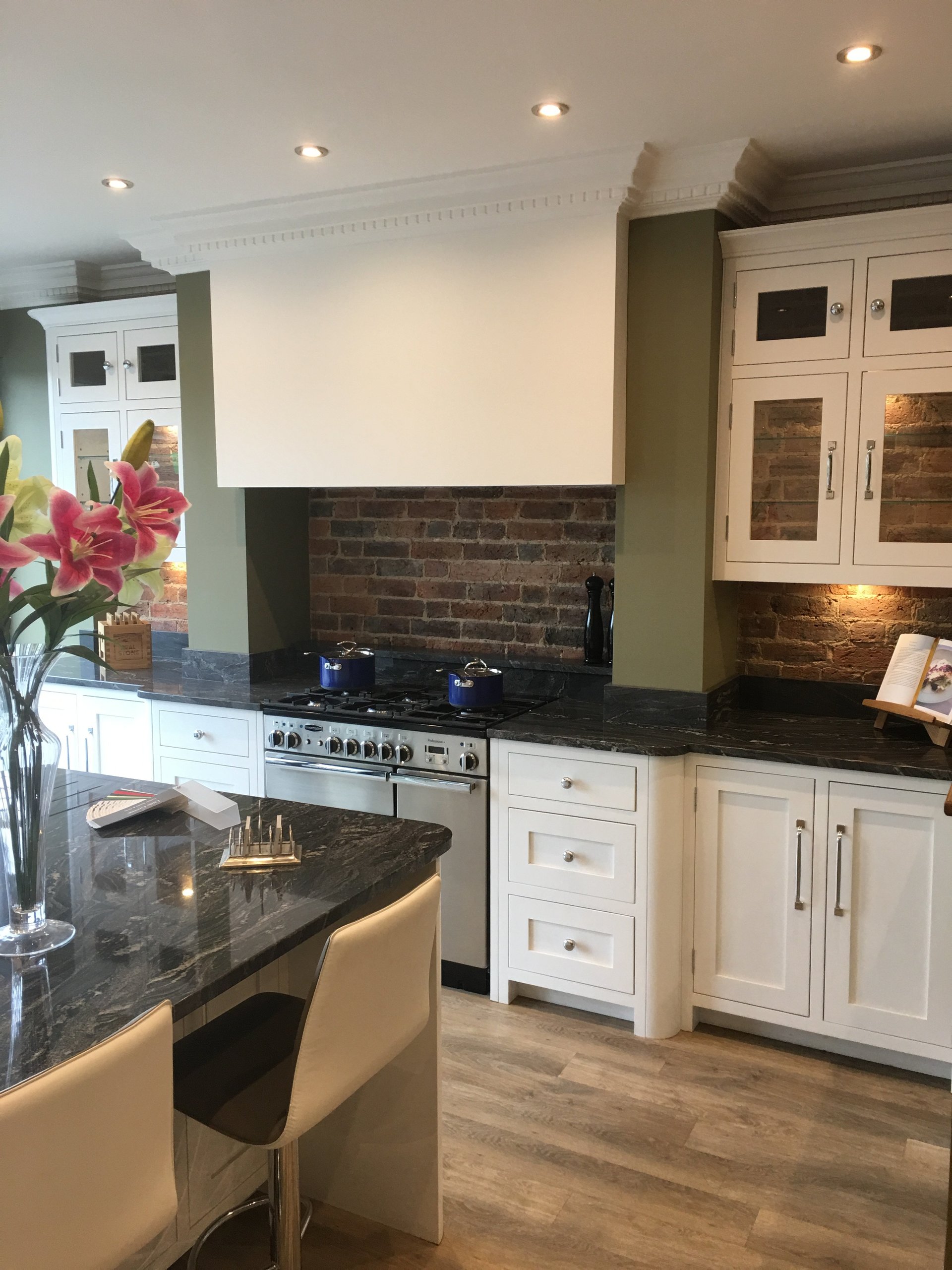 Handmade kitchens Mansfield & Nationwide Tulip Kitchens