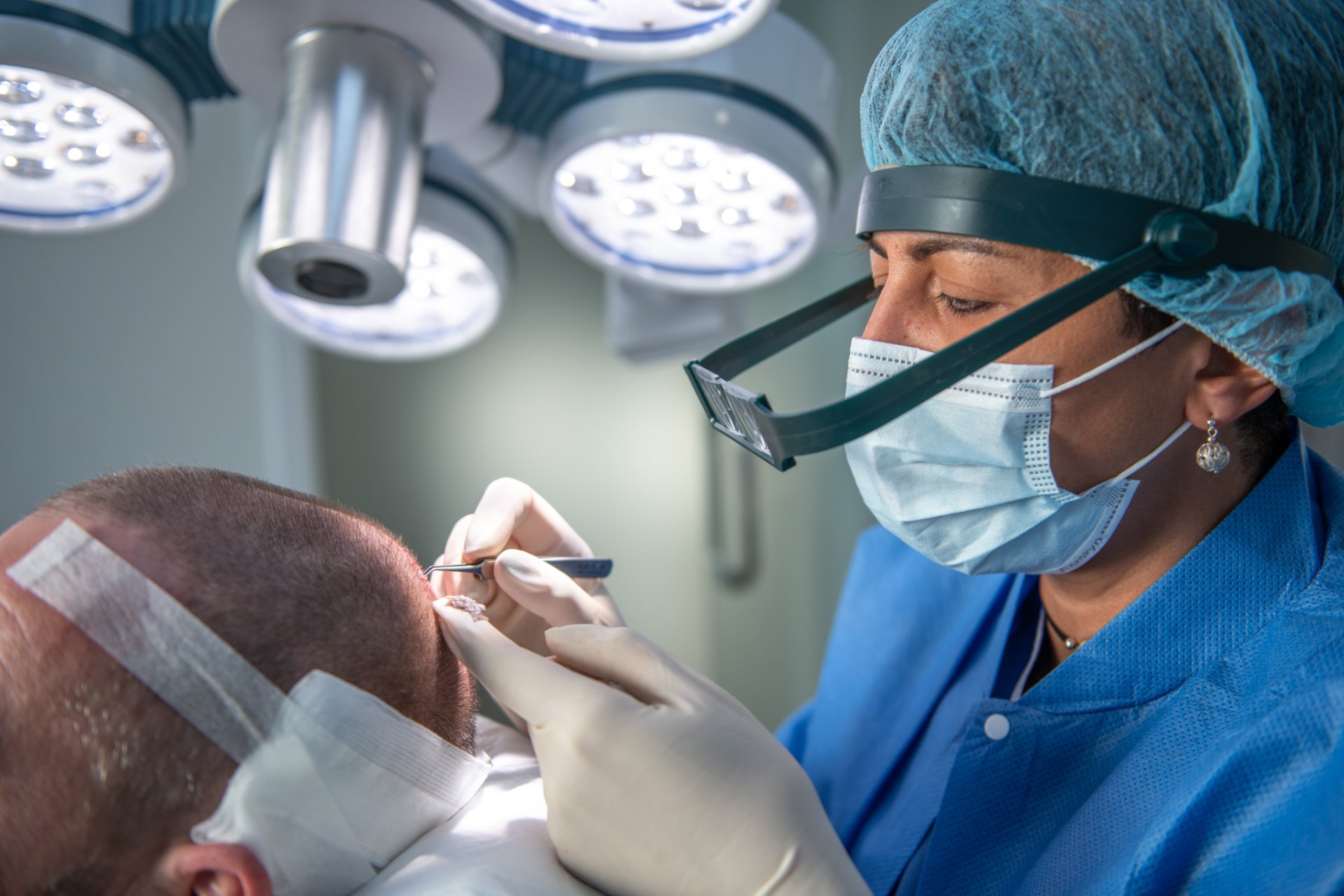 Docteur Christian Fayard medecine esthetique Amiens entre