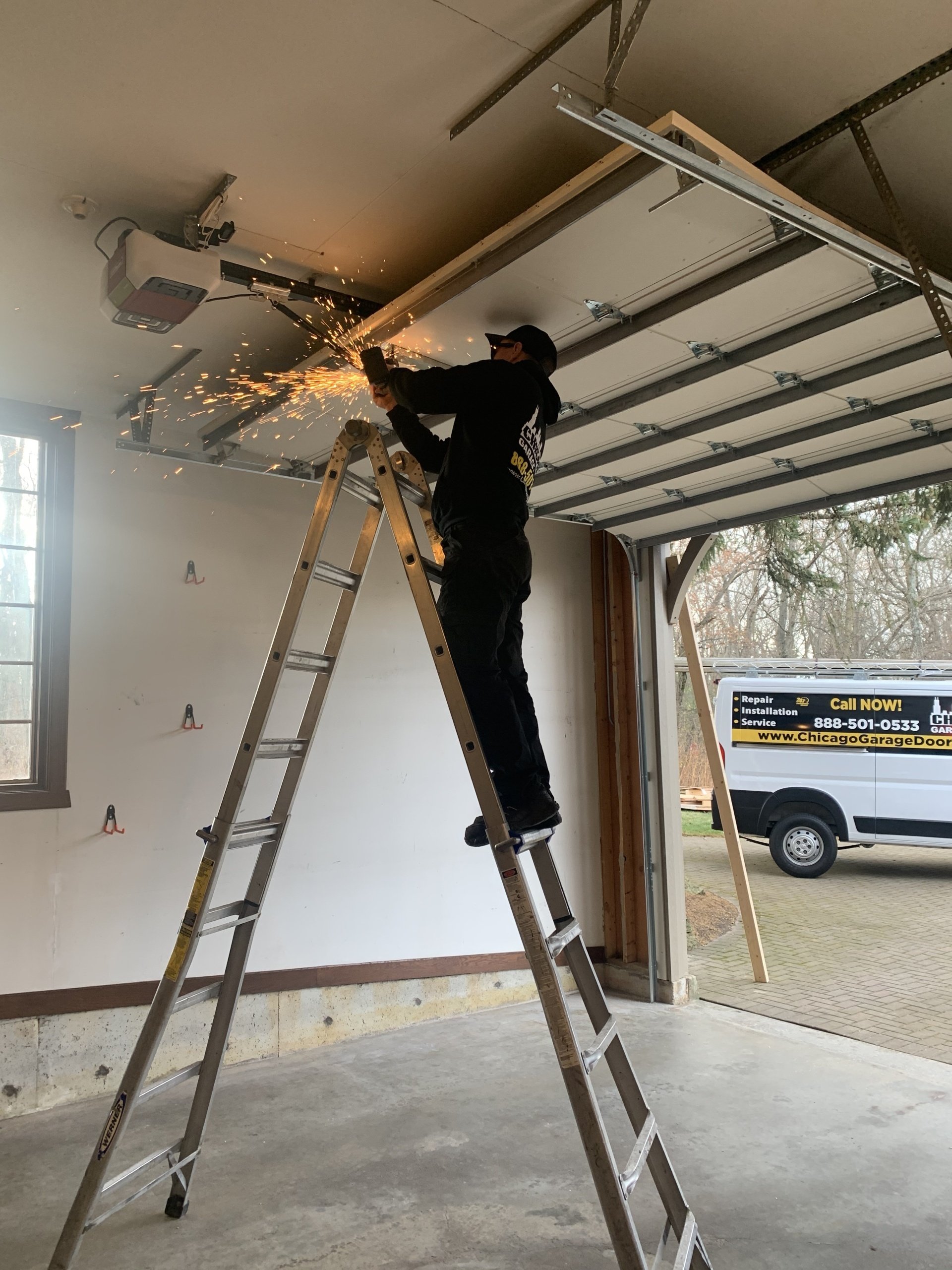 Chicagoland Garage Door Repair (773) 9743434