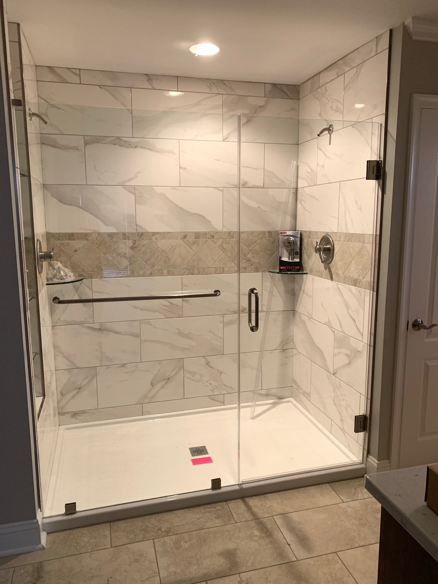 Modern Glass & Mirror LLC WinstonSalem, NC Glass Company