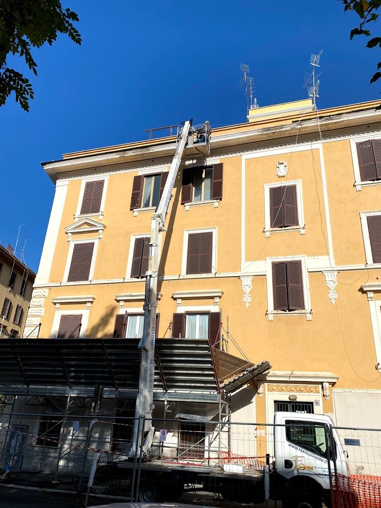 Ristrutturazione appartamento Ristrutturazione bagno Gruppo