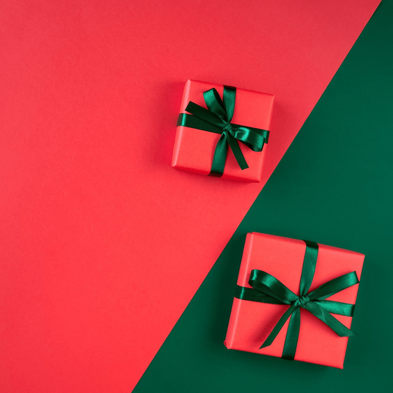 What Do the Holiday Colors Mean?