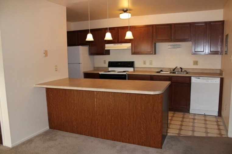 Westgate Village Apartments Photo Gallery Cheyenne, WY Apartment Pictures
