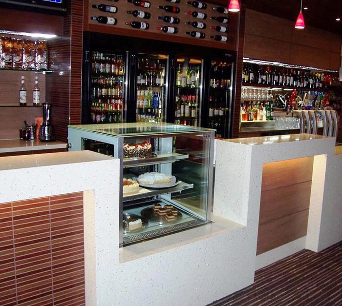 Refrigerated Cake Display in Melbourne