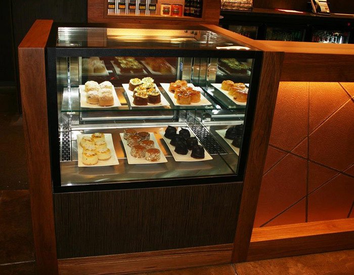 Refrigerated Cake Display in Melbourne