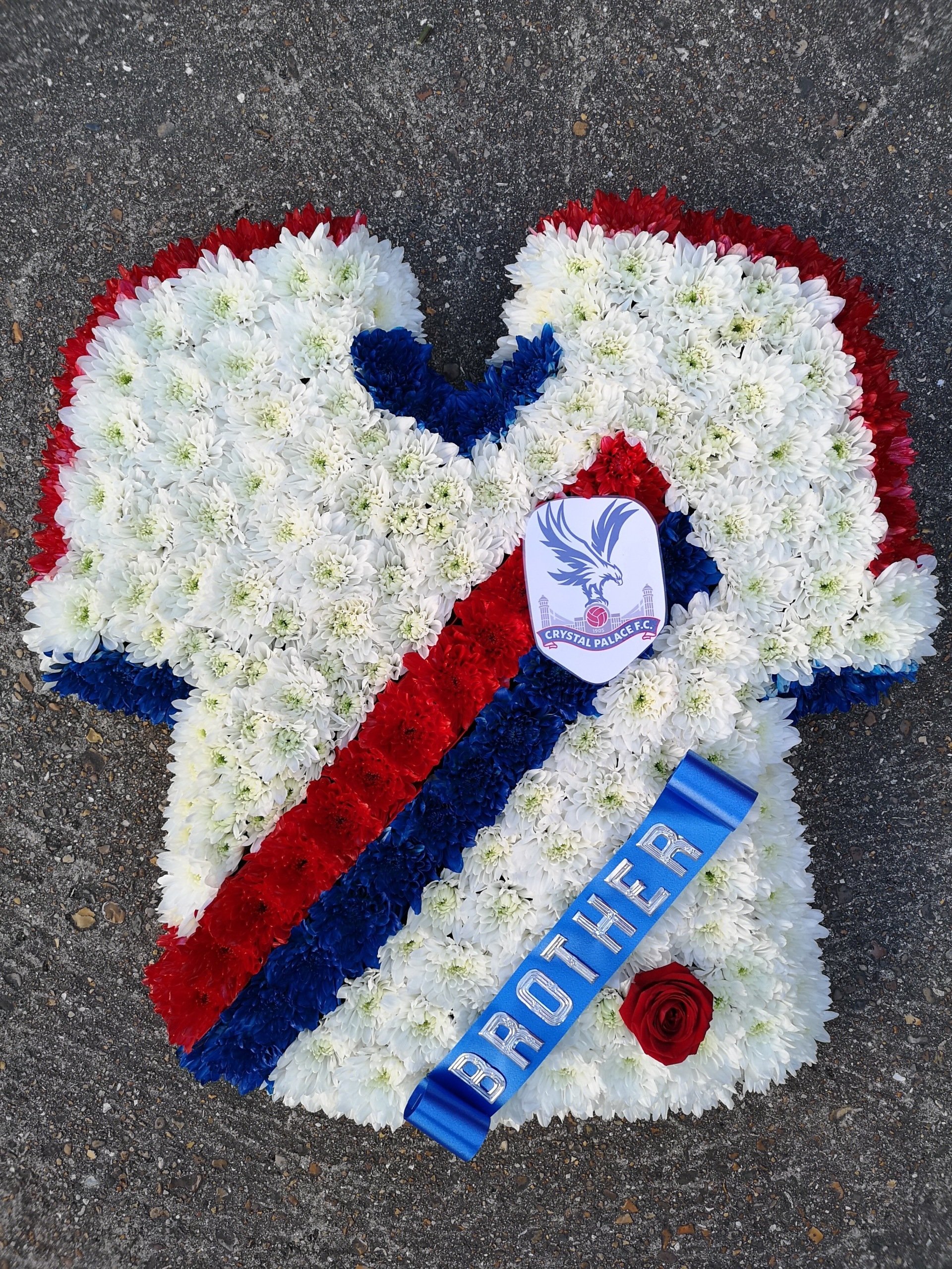 A gallery of our bouquets at our flower shop in Croydon Kane's