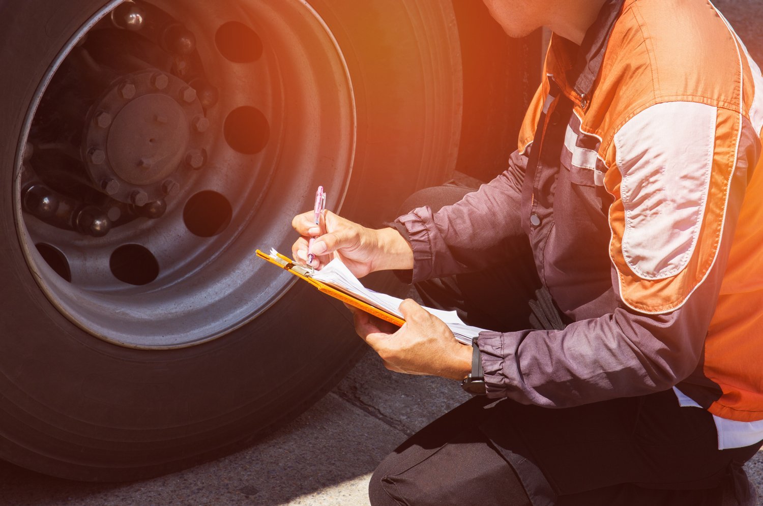 3 Commercial Truck Tire Problems to Avoid