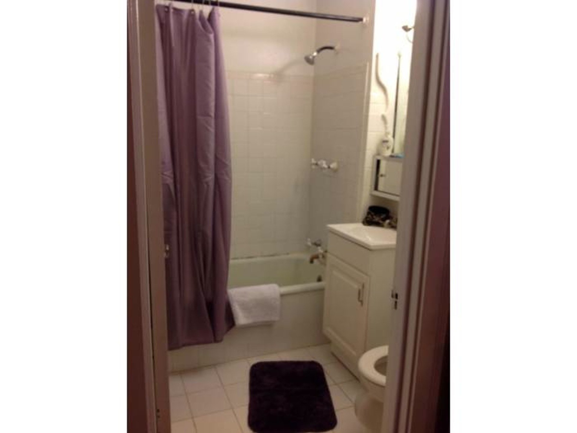 525 Arlington (The Grenada) Metropolitan Rental Corp