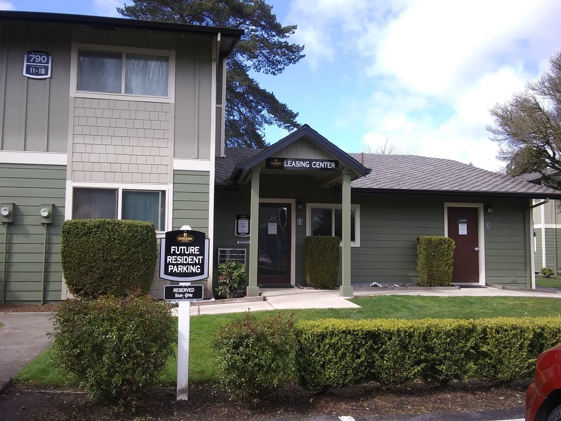Evergreen Apartment Homes in Woodburn, OR
