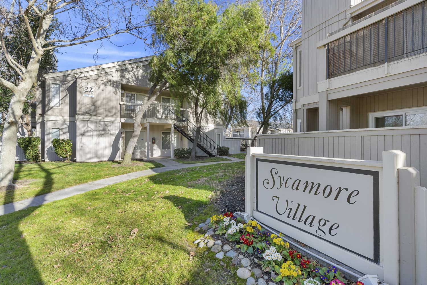 Photo Gallery Sycamore Village Apartments in Tracy, CA