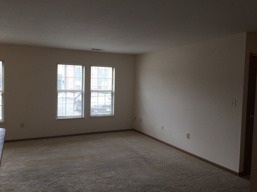 The Premier Garden Home Downstairs Waters Edge Apartments