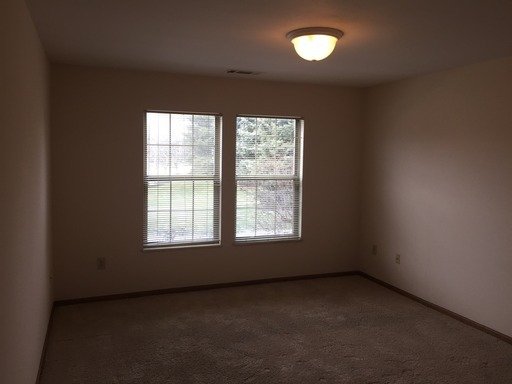 The Premier Garden Home Downstairs Waters Edge Apartments