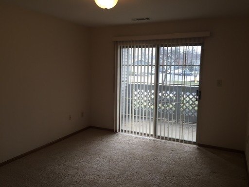 The Premier Garden Home Downstairs Waters Edge Apartments