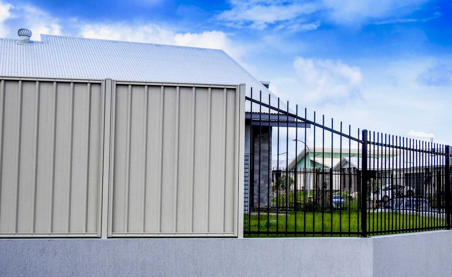 Colorbond Fencing Installation Darwin Trojon Fencing Contractors