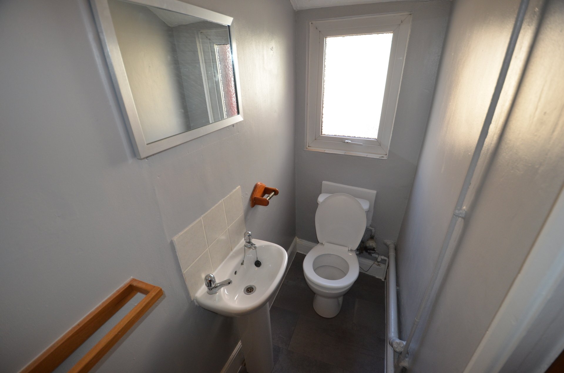 42 Lowestoft Road Flat 2