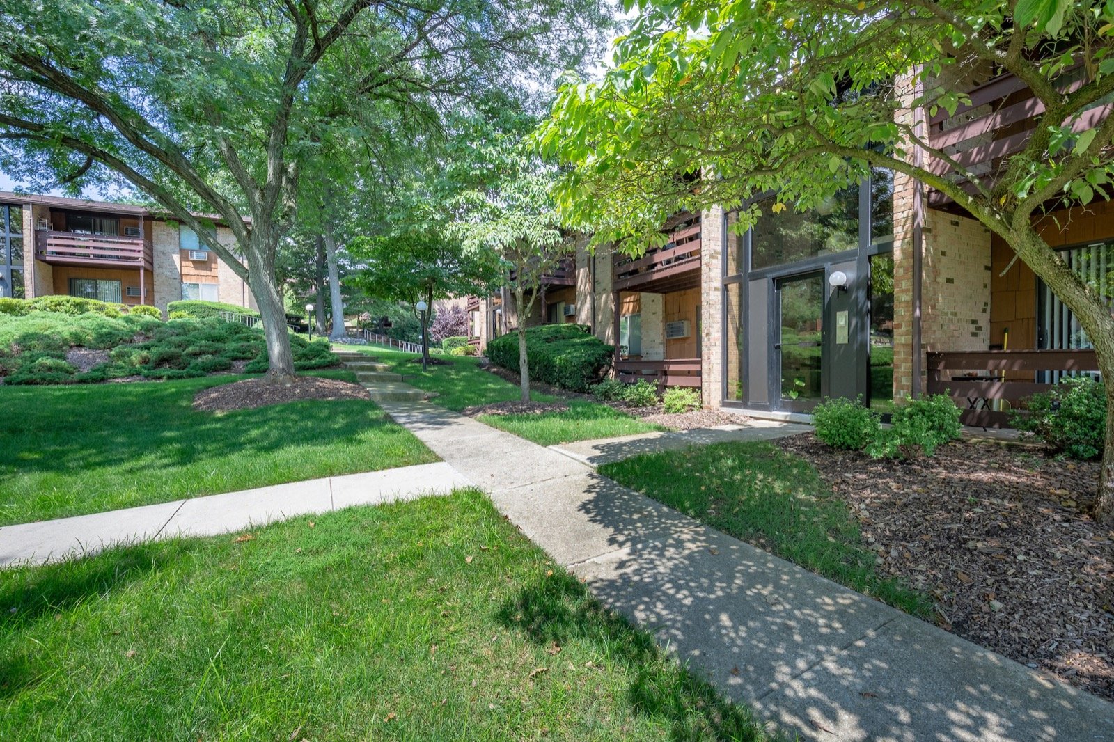 Rustic Ridge Apartments in Rockaway, NJ Apartments in Dover, NJ