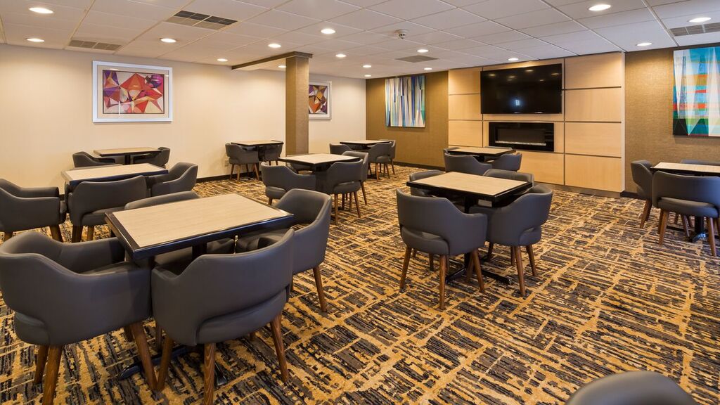 Hotel Amenities Affordable Hotels with Luxury Hotel Suites in Buffalo, NY Best Western On