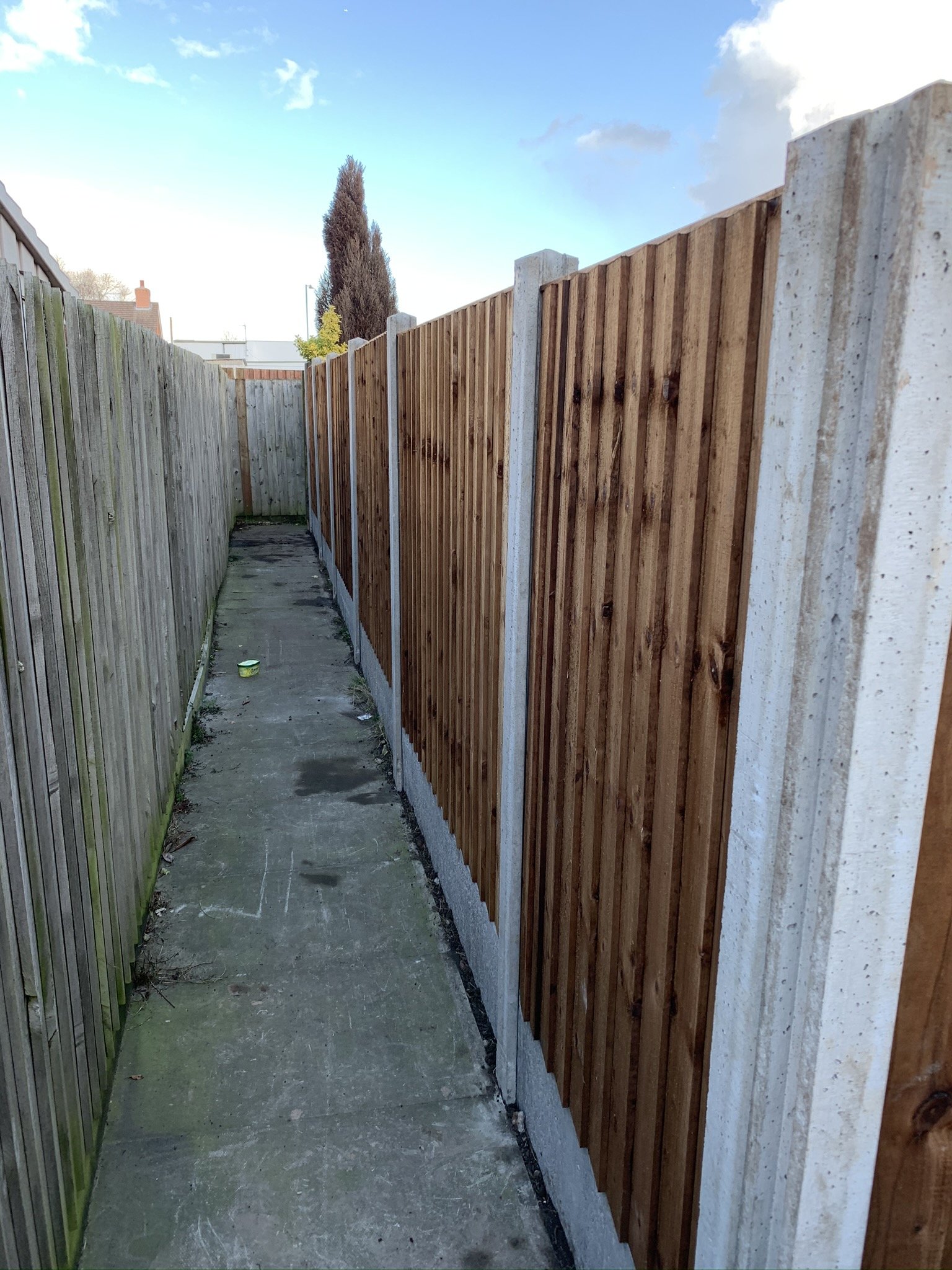 Dovedale Fencing Supply & Manufacturers