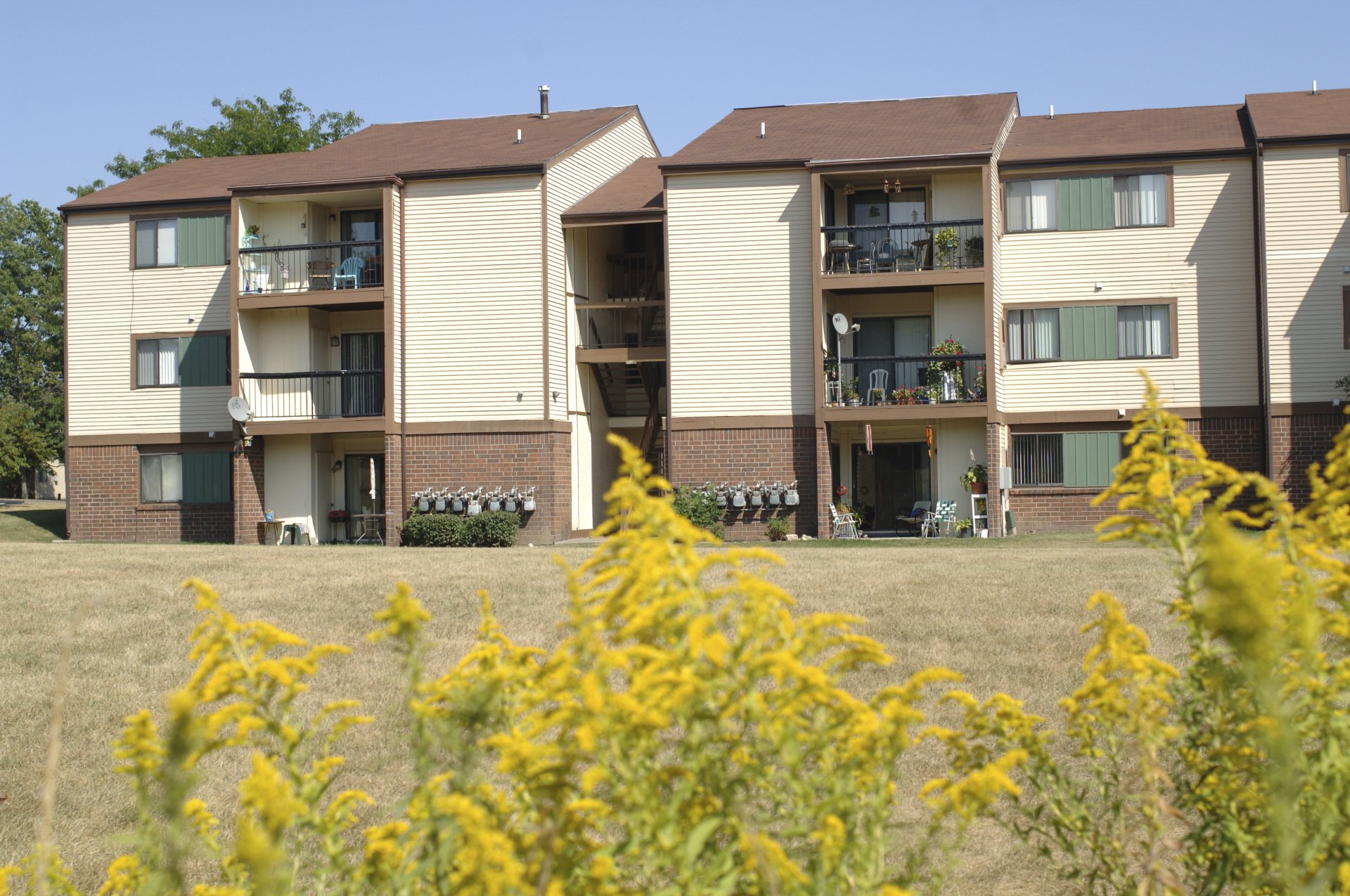 Ashton Woods View Interior & Exterior Images of our Kentwood