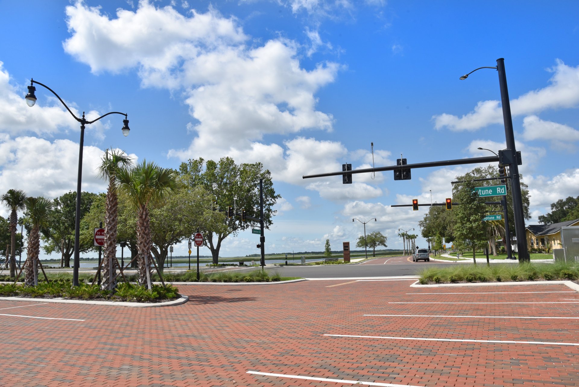 Lakeshore Boulevard, Brinson Park and Neptune Road Improvements