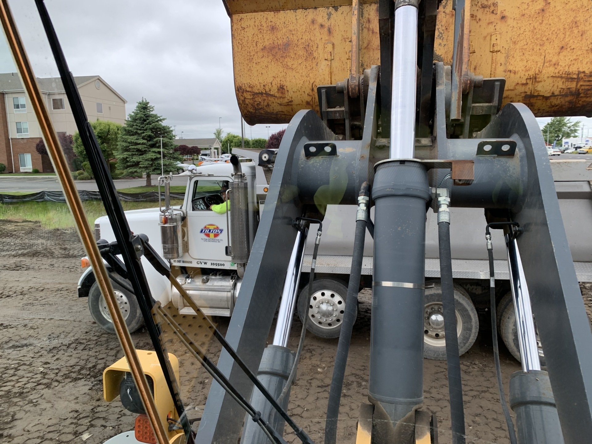 Open Trenching l Orchards, WA l Tilton Excavation Co.