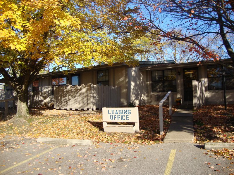 Cedarwood Apartments Aspen Management