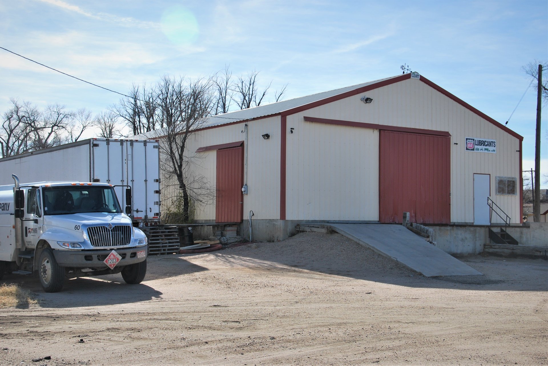 Wholesale gasoline La Junta, CO Wallace Automotive Repair & Oil Company
