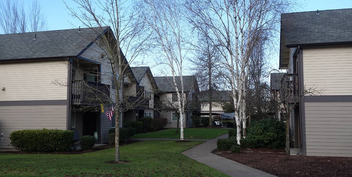 Apartments near Eugene, OR Cloverdale Apartments