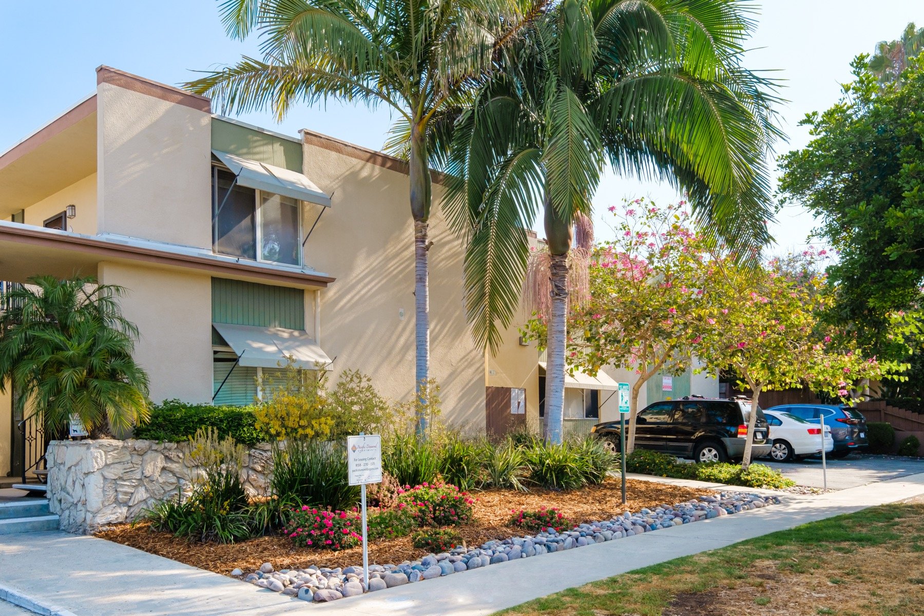 Pacific Beach One and Two Bedroom Apartments for Rent