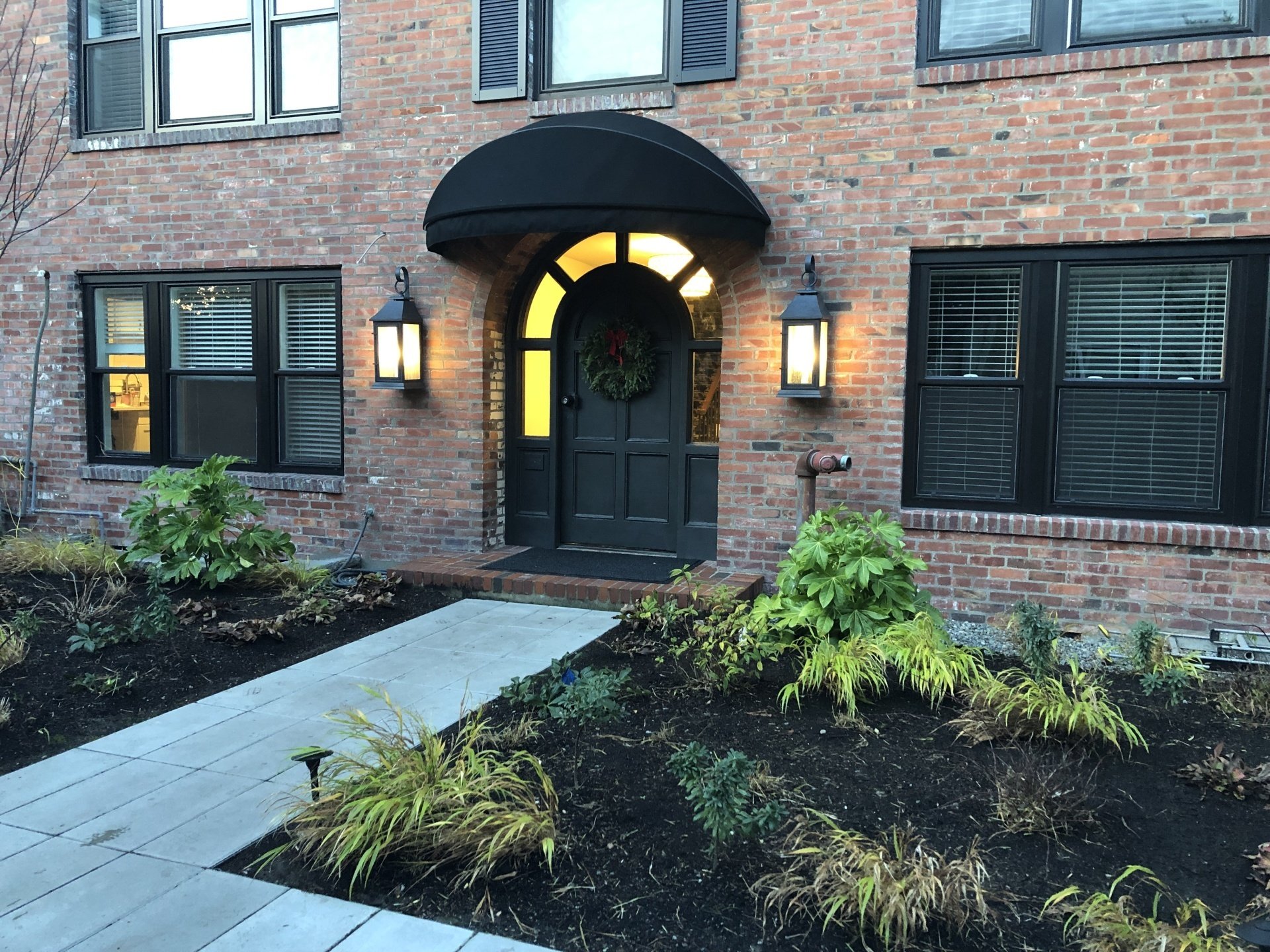 Lombardy Court Waddell Properties, Inc.