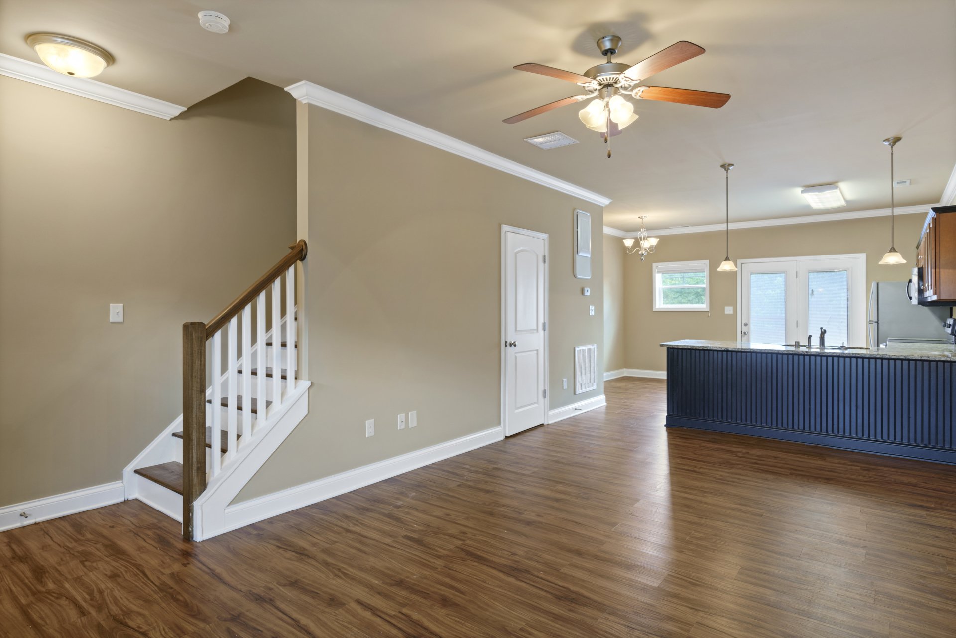 Pine Groves Apartments at 6068 Louisiville Road, Bowling Green