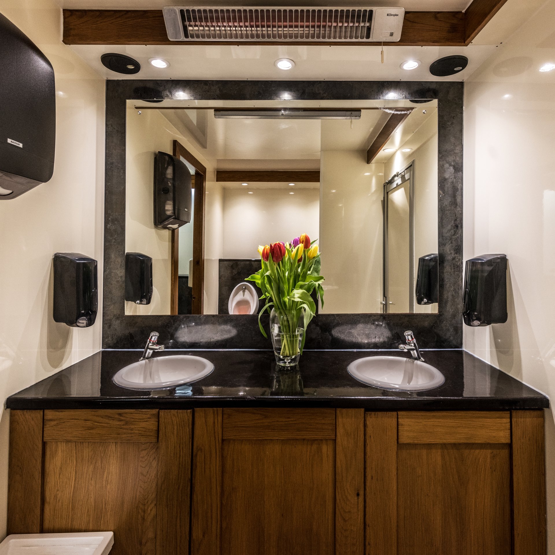 4+1 Disabled Toilet Trailer Hire UK Wight Event Toilets