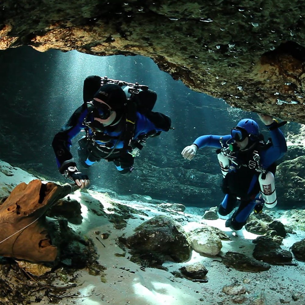 PADI Cavern Diver Specialty