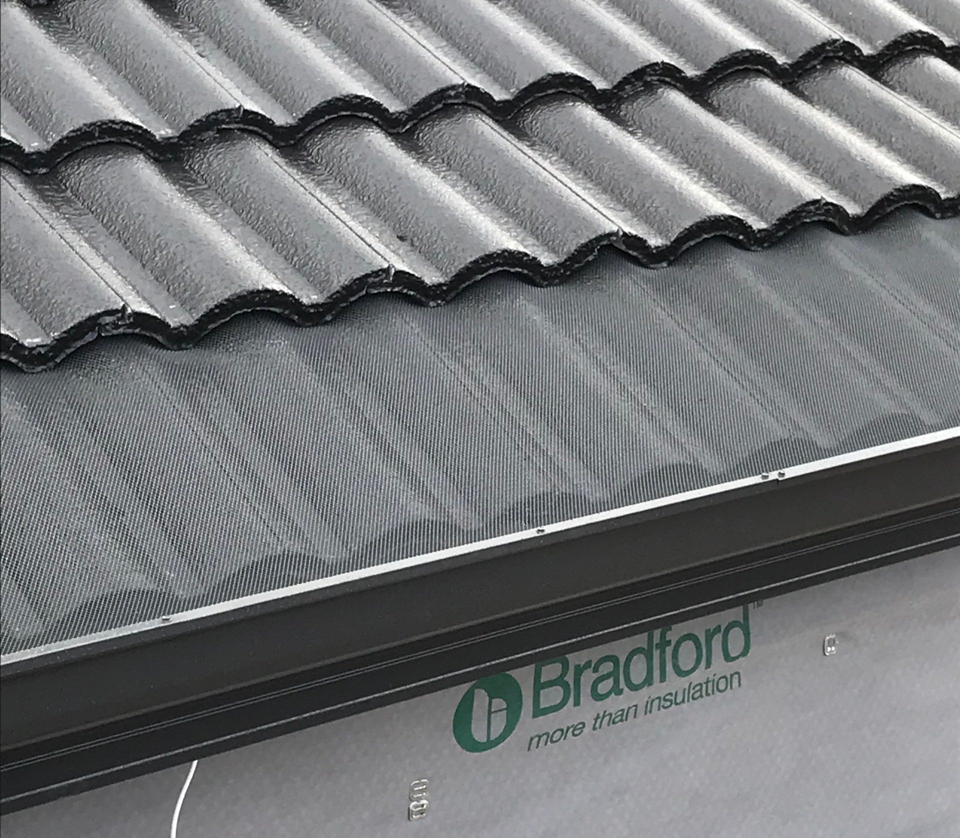 7 Ways You Could Save Money With a Gutter Guard System