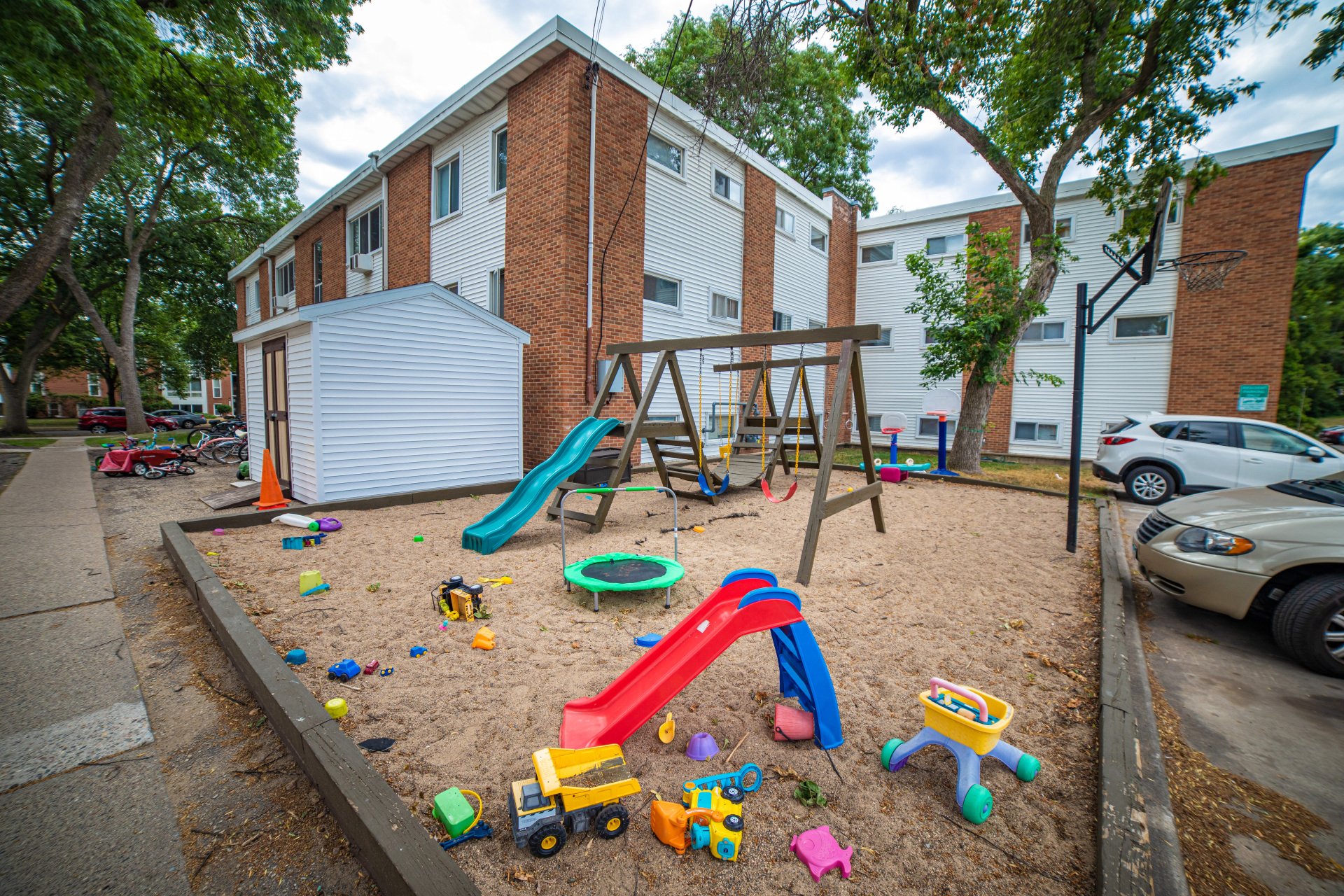 South Minneapolis, MN Lake Harriet Commons Hegenes Properties