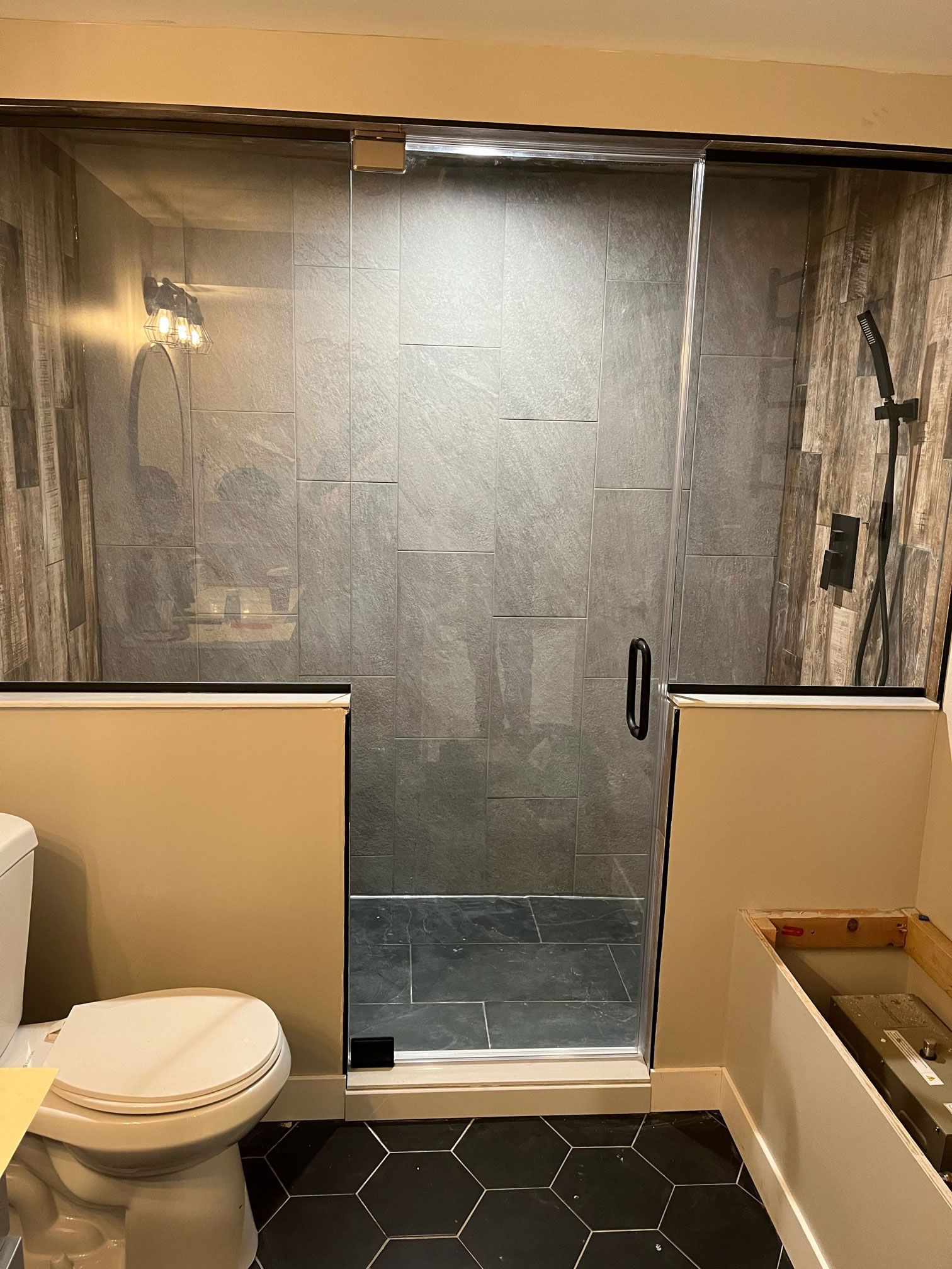 Custom Glasswork La Crosse, WI Glass Interiors & Steel