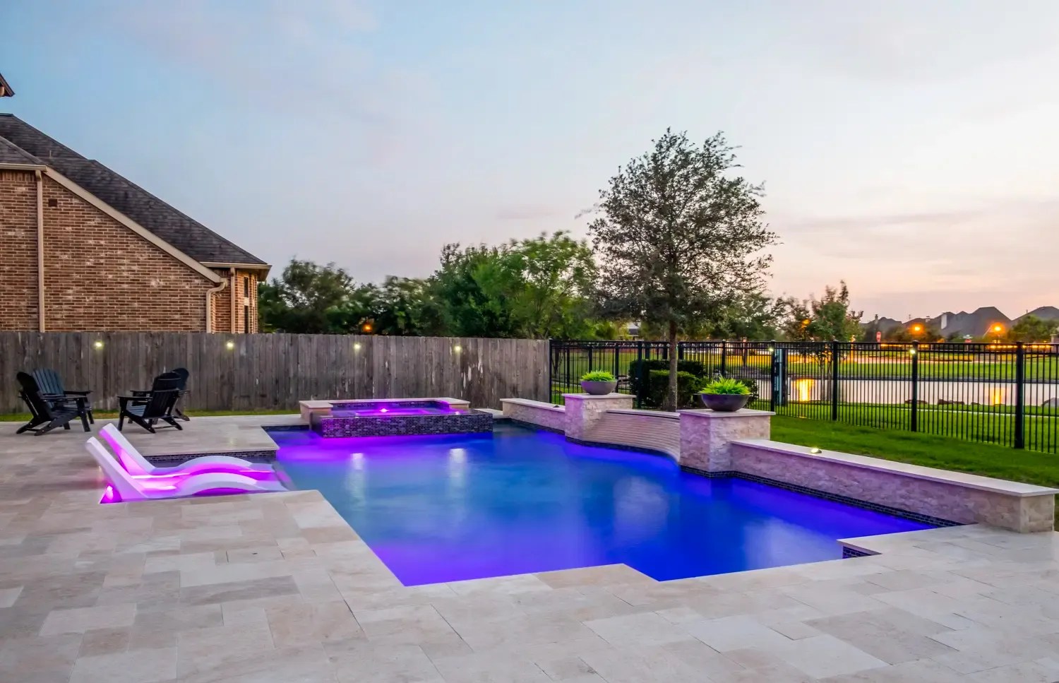 TX Poolscapes Luxury Swimming Pool Builder