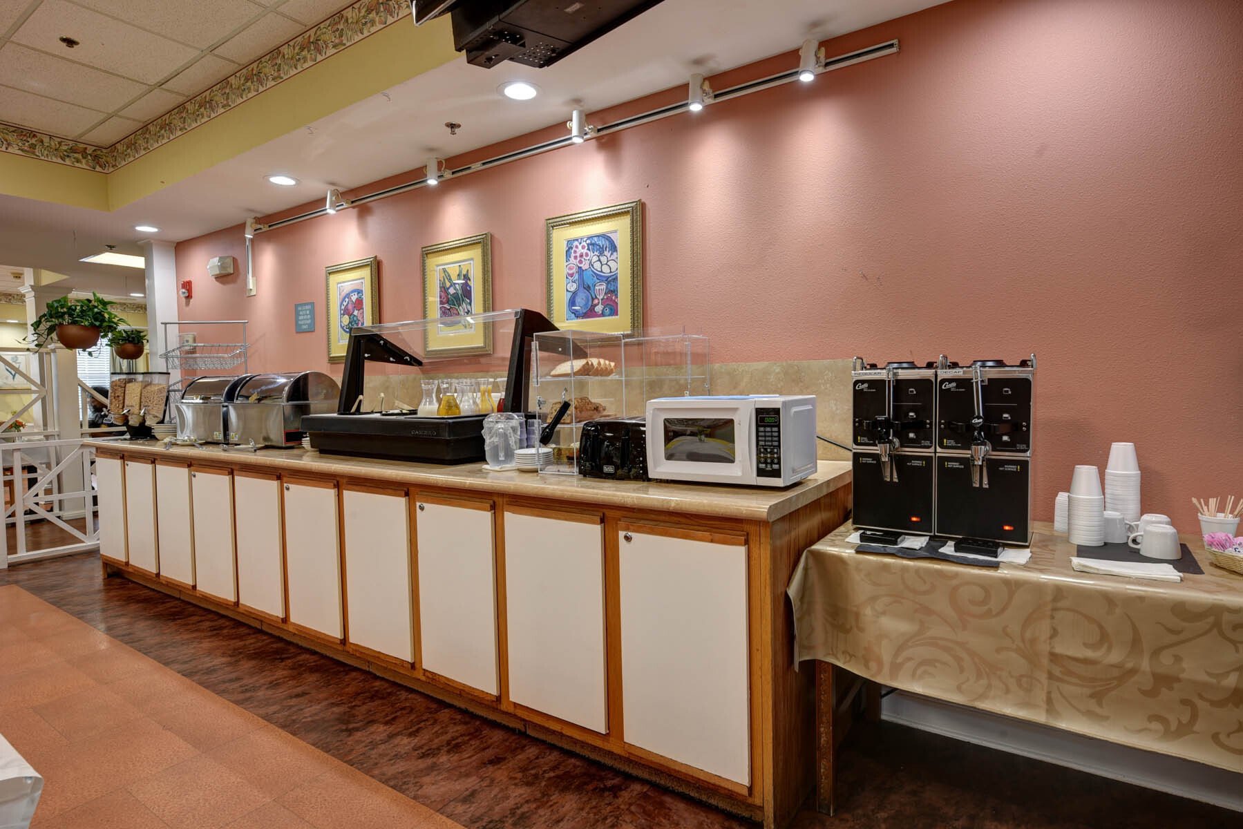 Senior Living Community Lifestyle Gallery New Orleans, LA Ville Ste