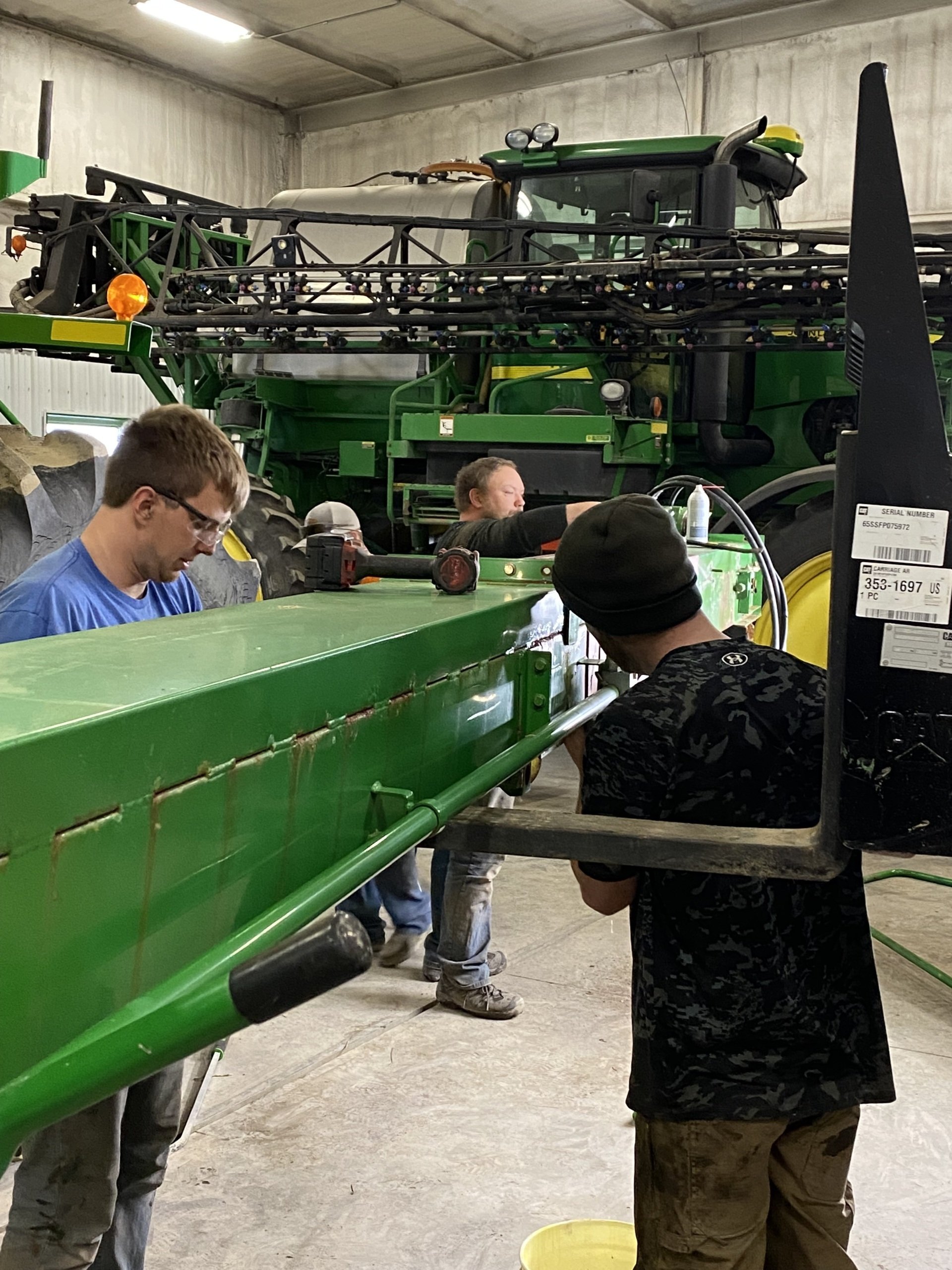 Air Seeder Rebuilds, Upgrades, and Repairs Mobile Mechanic Crew