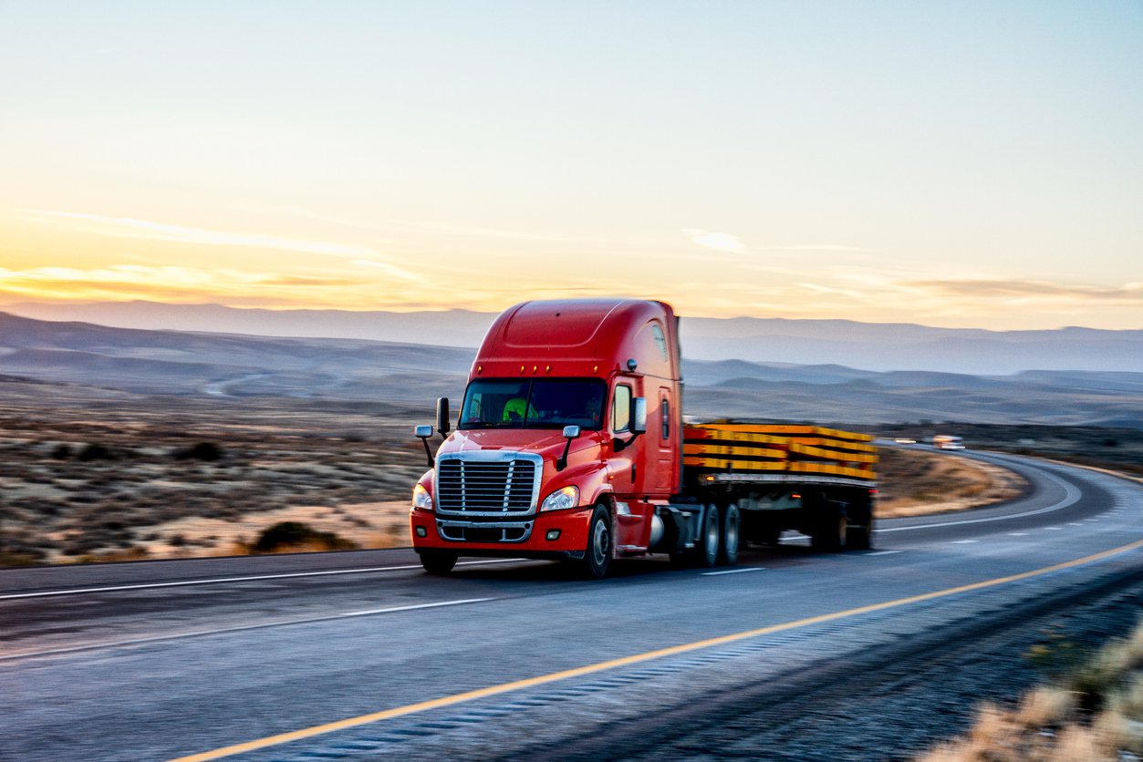 What are the Benefits of Adding a Trailer Lift Axle