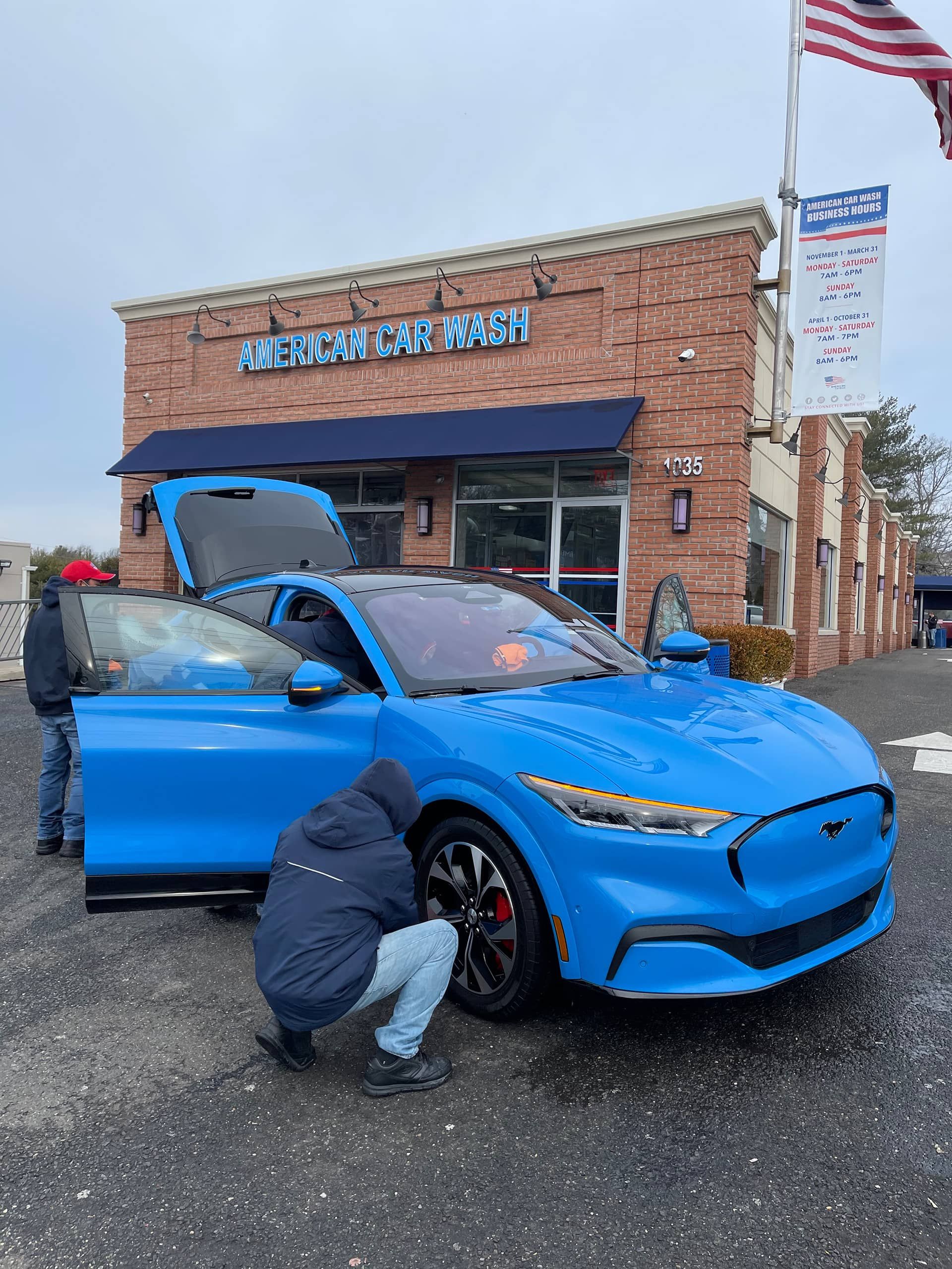 Detail Center at American Car Wash North Shore Car Washing Service