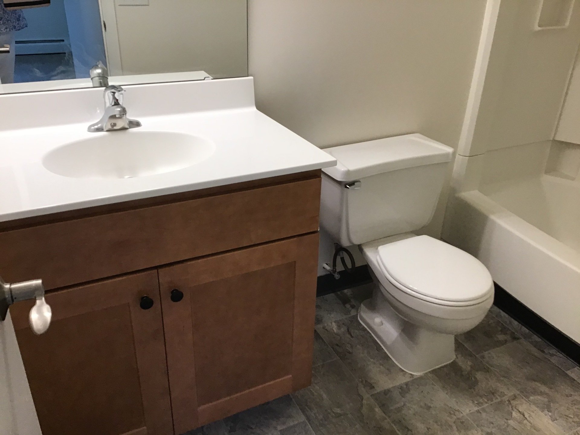 View our apartment online Wyncote Apartments Lancaster, PA