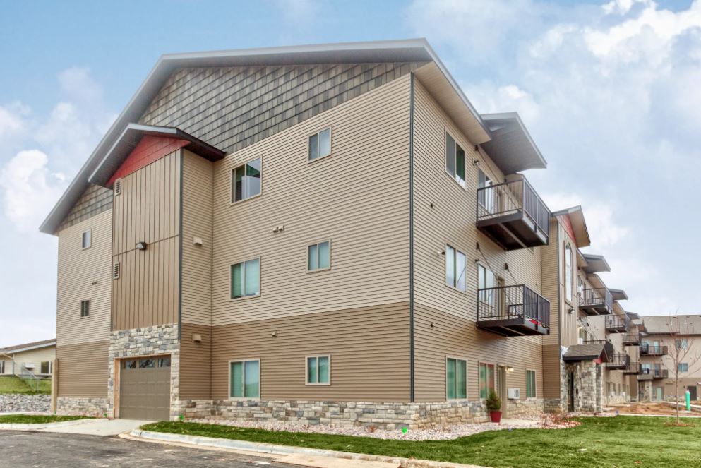 Crest View Village Upscale Living for an Active Lifestyle