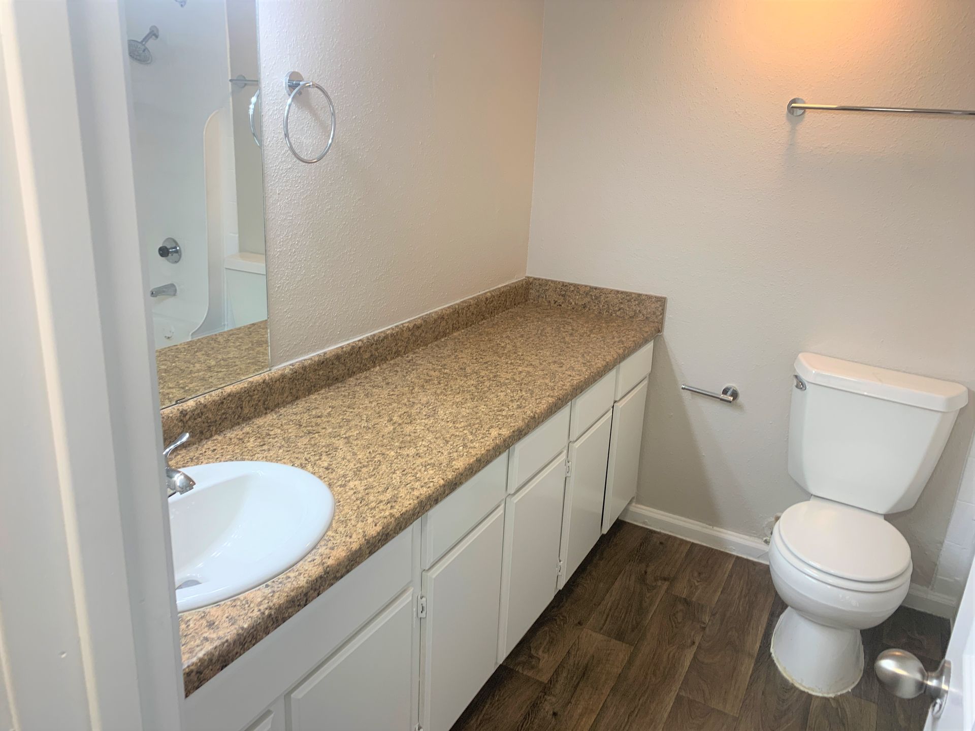 Serena Forest Apartments 12603 Northborough Dr, Houston, TX 77067